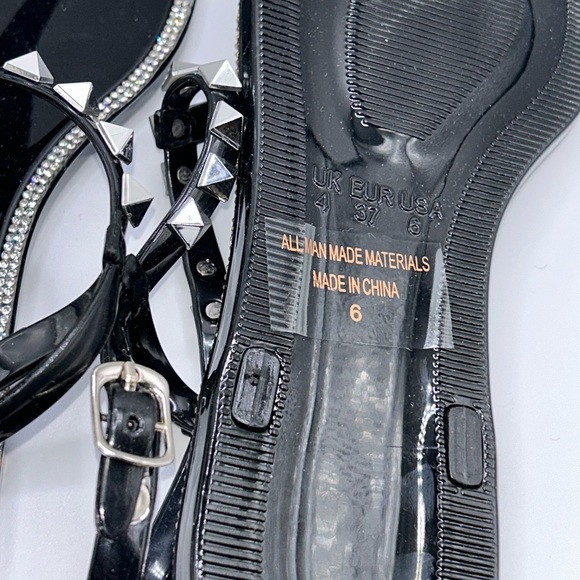 DIVA Lounge Black Sandals with Silver Accents - Picture 4 of 4